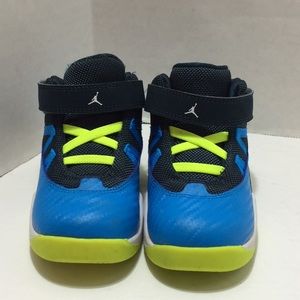 Jordan 616587-407 Kids Shoes Size 8C